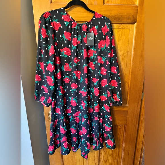 Kate Spade rose dot print, rondneck and center back keyhole closure shift dress - Picture 2 of 6